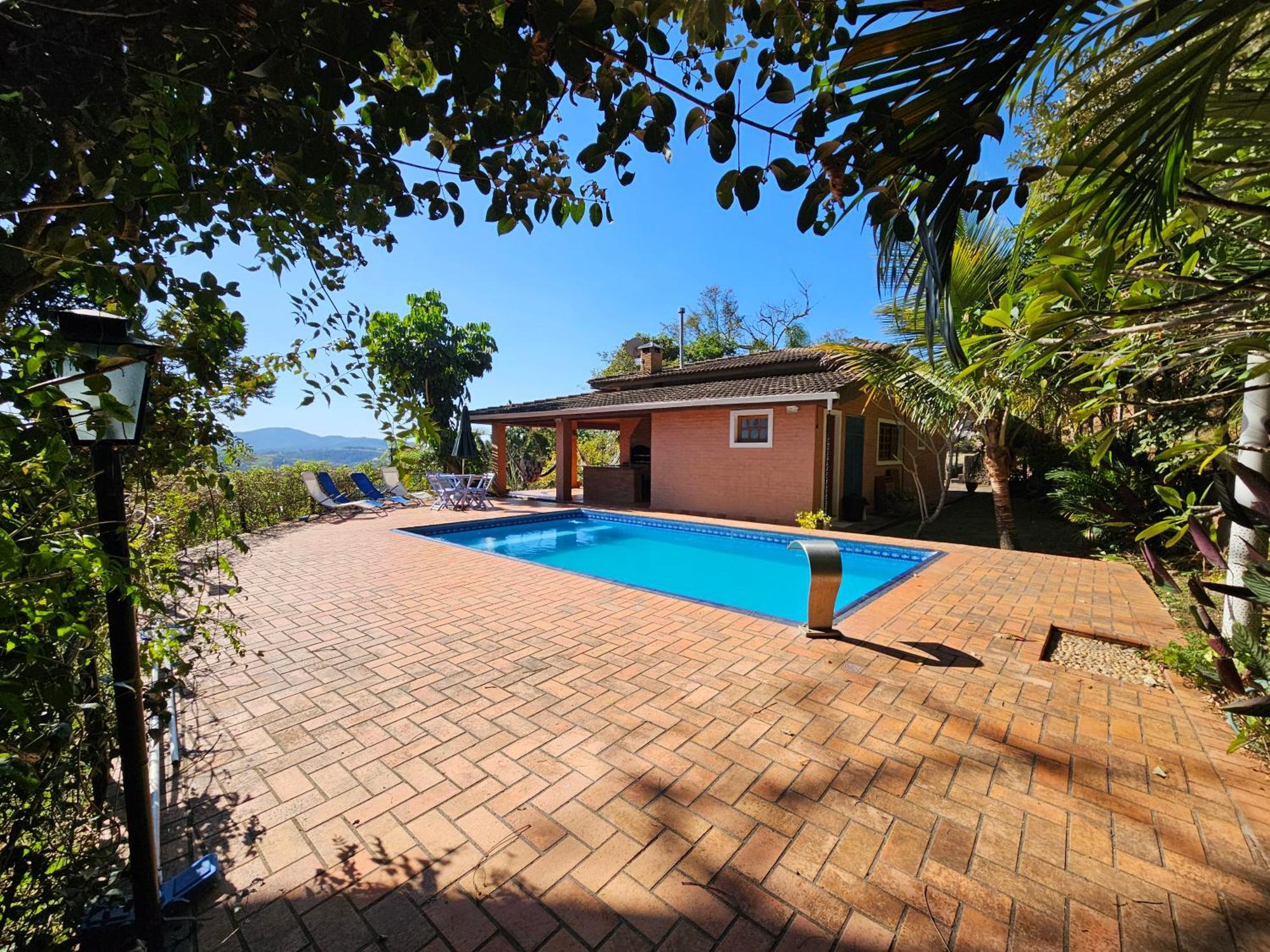 Casa De Campo Araxa Na Montanha Com Piscina Piracaia Exteriör bild